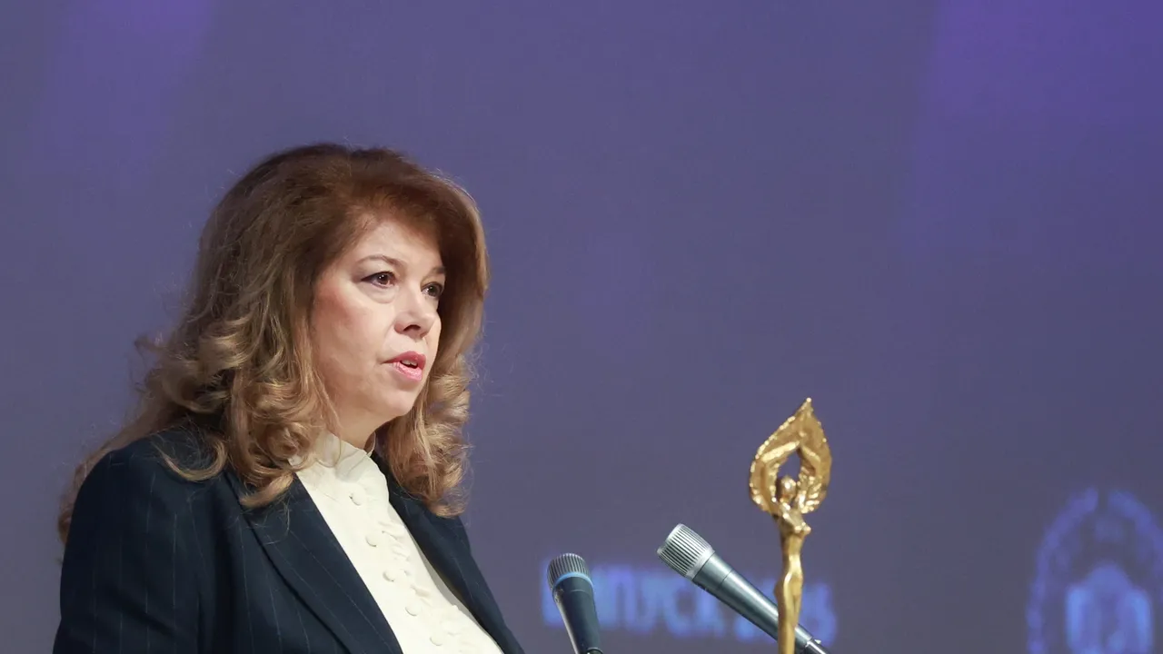 Йотова пред абсолвенти от Медицинския: Добротата е в основата на лекарската професия