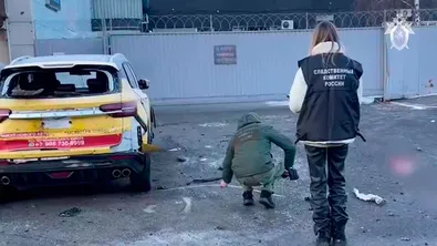Двама души са загинали при експлозия във военна сграда в Русия