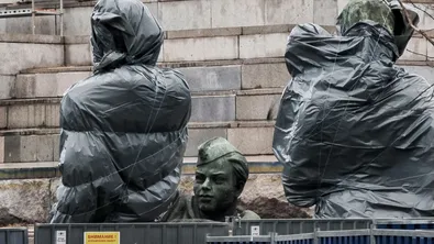 Правителството дава 270 000 евро за охрана на демонтирания Паметник на съветската армия