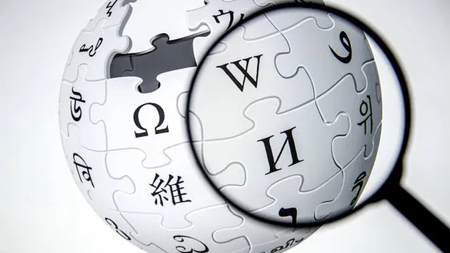 Wikipedia на 25: свободното знание, което промени интернет — днес в битка с алгоритмите