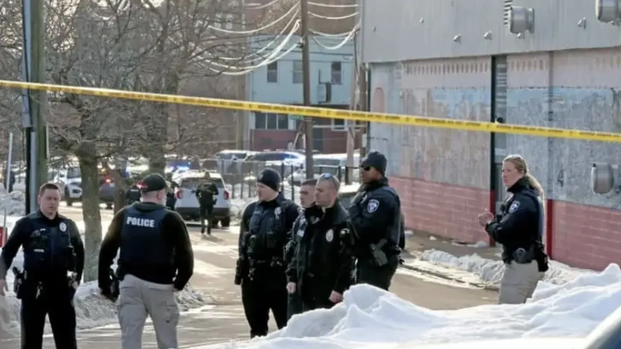 Семеен конфликт и смяна на пола преди кървавата стрелба на ледена пързалка в САЩ