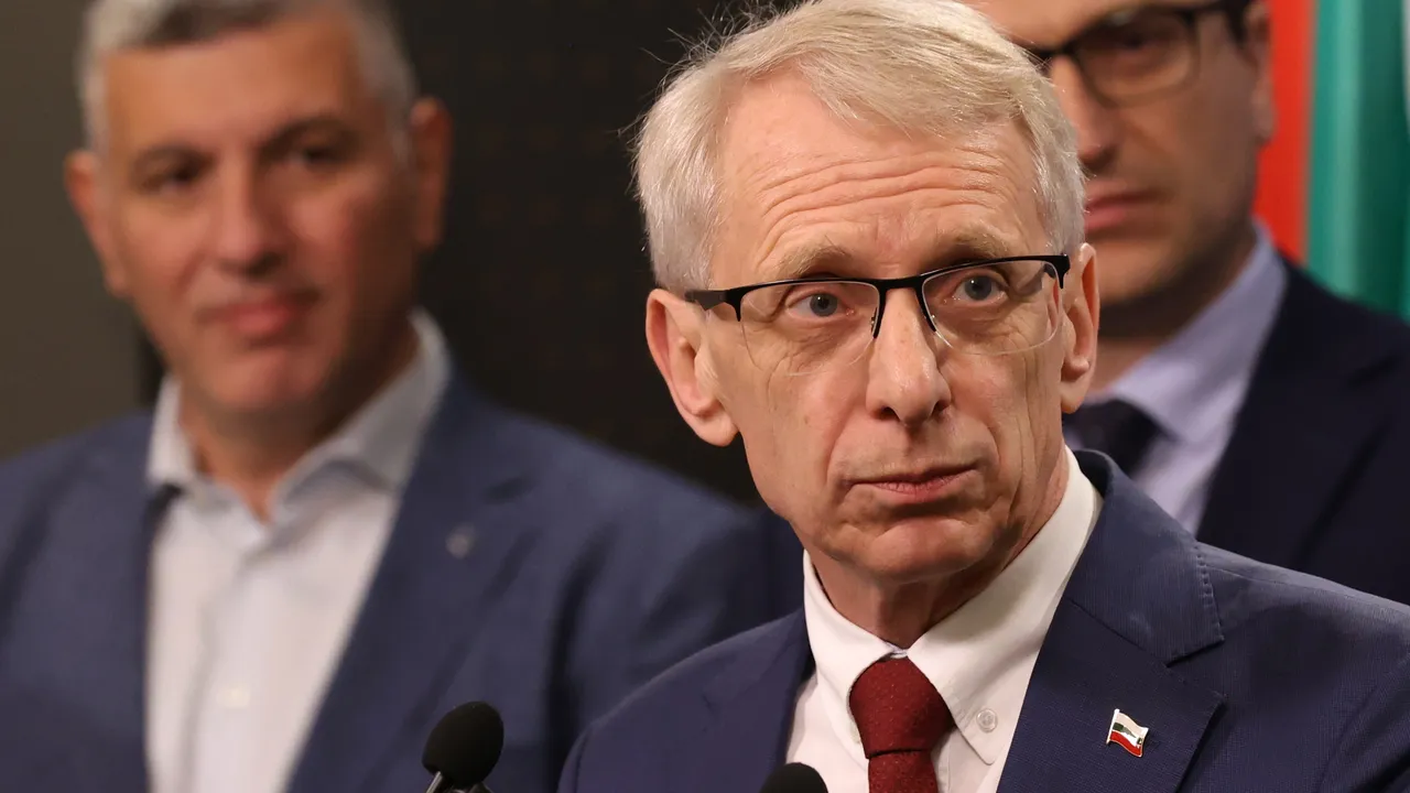 Денков: Не ми е работа да оценявам служебния кабинет