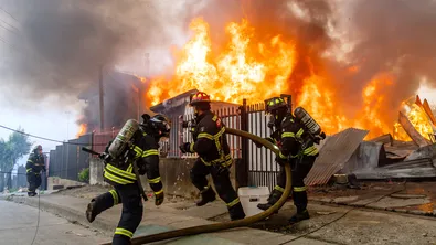 12 души загинаха в Китай след експлозия в магазин за фойерверки