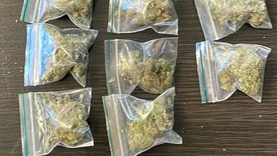 Сигнал за отвличане показа и дрога в квартирата