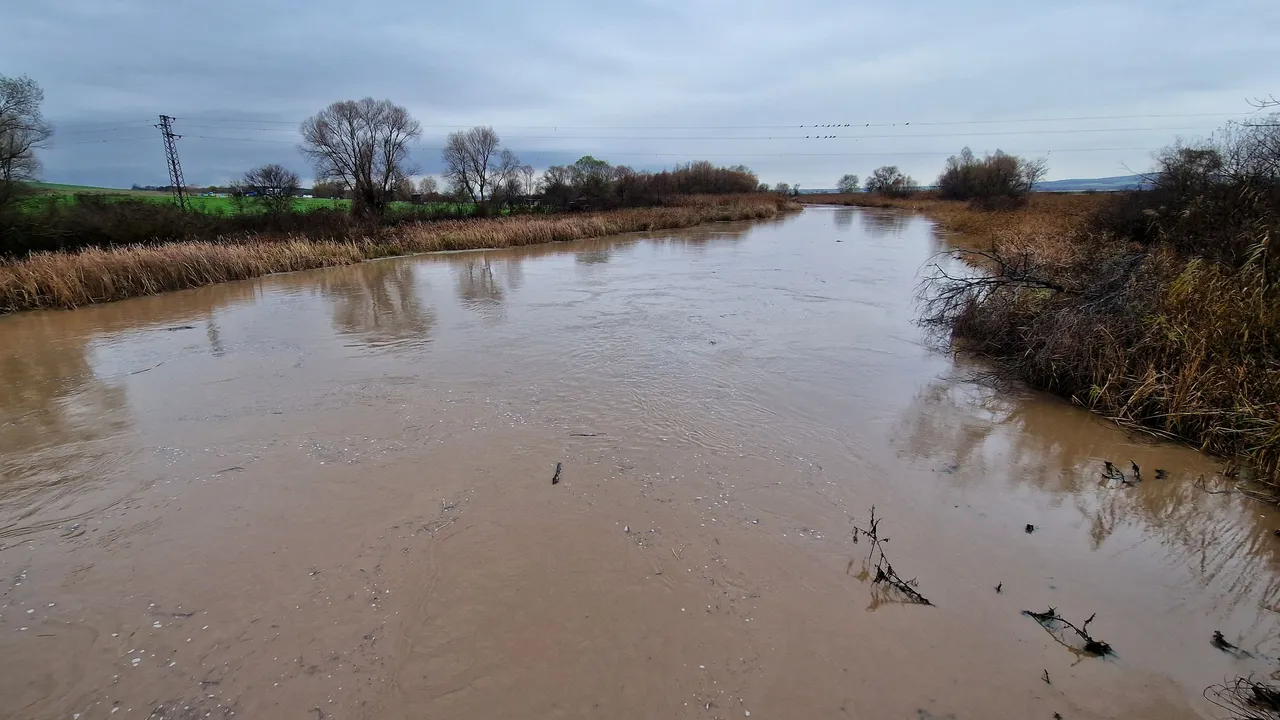 Наводнение доведе до частично бедствено положение в Стралджа