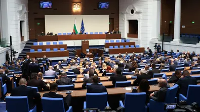 В очакване: Президентът Йотова да издаде Укази за правителство и за предсрочни избори