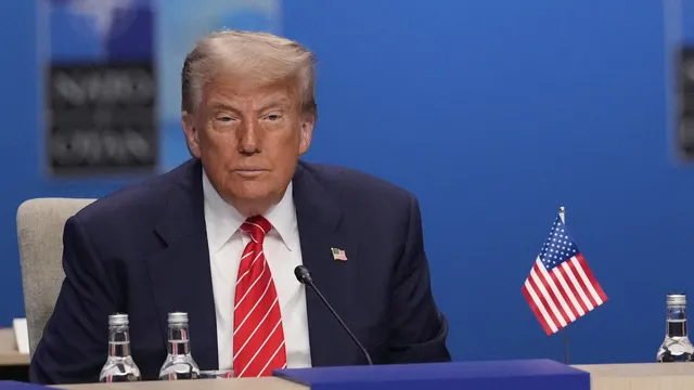 CNN: Американската армия се готви да удари Иран още този уикенд, но Тръмп все още не е взел окончателно решение