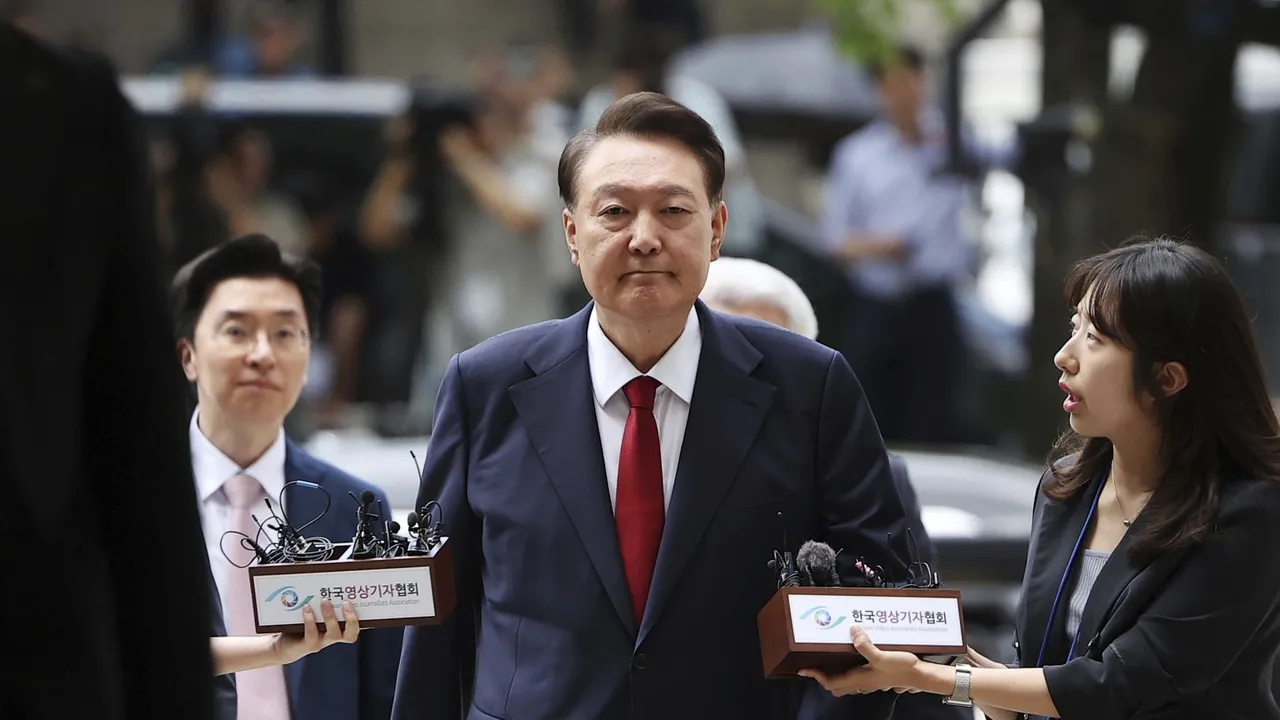 Южнокорейски съд осъди бившия президент на страната на доживотен затвор за бунт