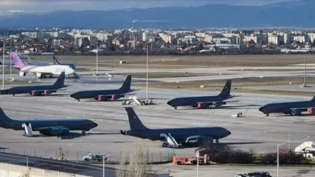 МВнР за американските военни самолети на летище "Васил Левски": Проучваме казуса