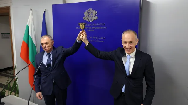 Игнатов при встъпването си: Трябва да предпазим образованието от предизборна кампания