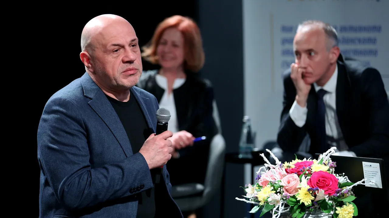 Томислав Дончев предаде поста на Ирена Младенова