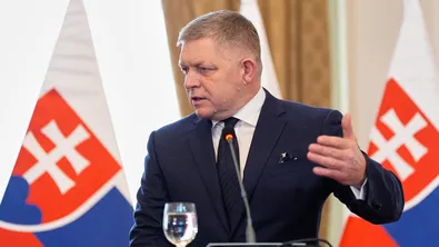 Роберт Фицо: Ако Украйна не възобнови доставките на петрол, ще спрем доставките на ток за тях