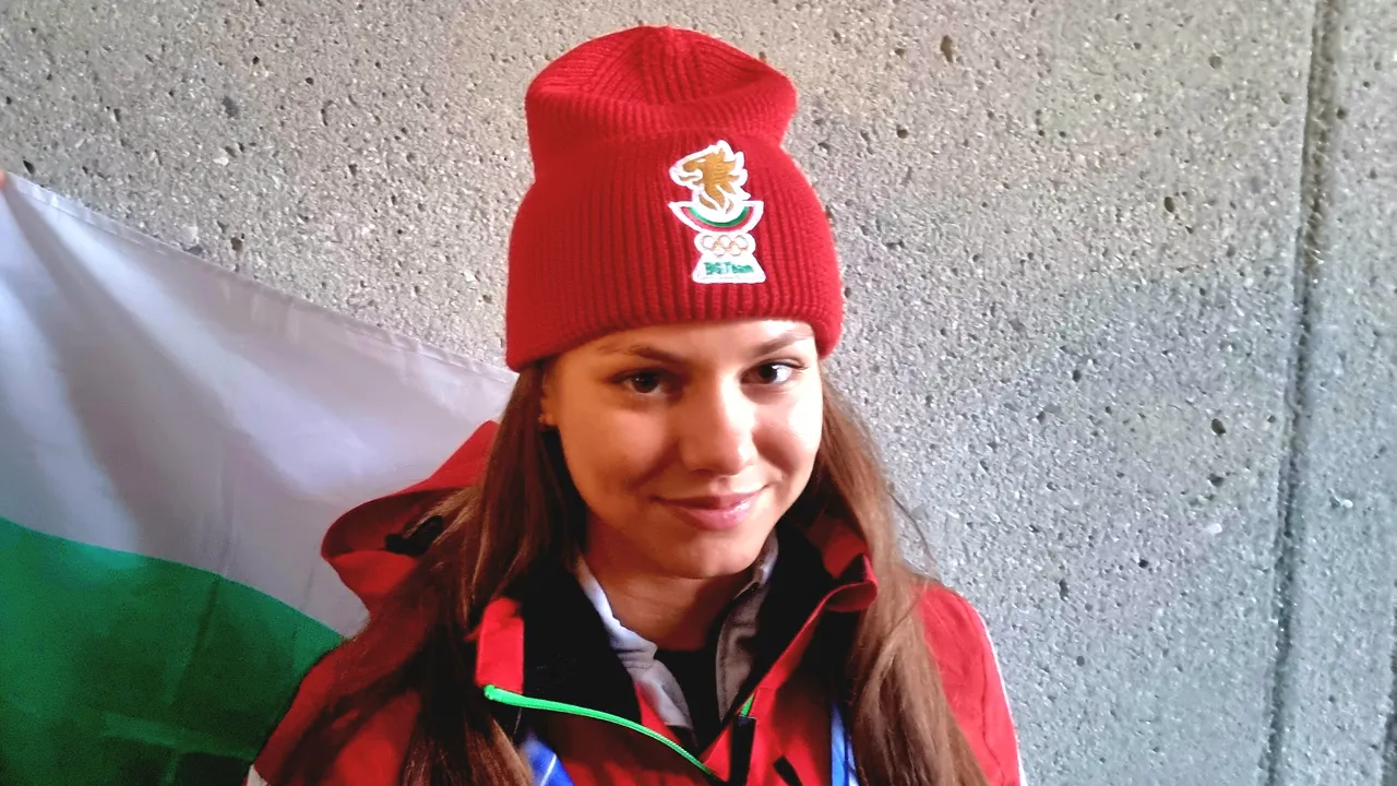 Лора Христова завърши 14-а в масовия старт на Олимпиадата в Милано–Кортина