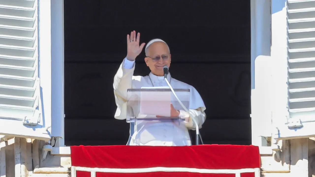 Папа Лъв XIV: Мирът в Украйна не може да бъде отлаган