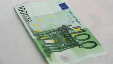 Мъж с фалшиви 100 евро бе задържан от полицията в Гоце Делчев