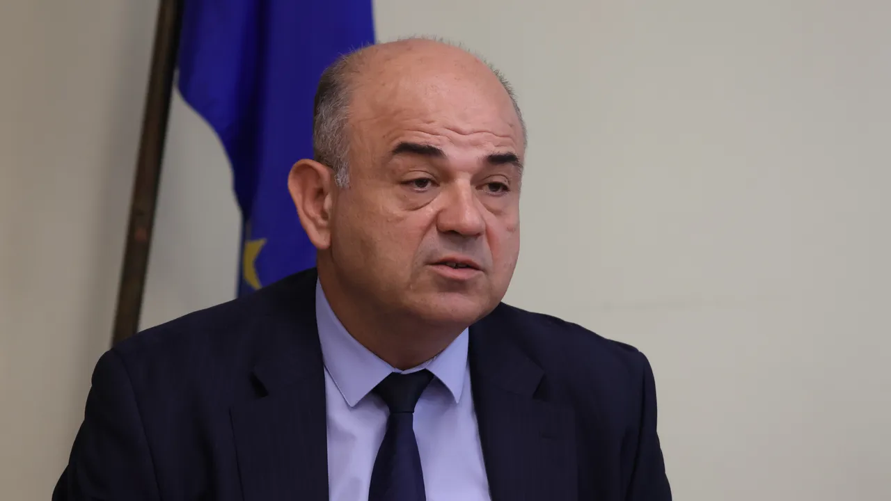 Над 86% от левовете вече са иззети, остават около 4,4 млрд. лева