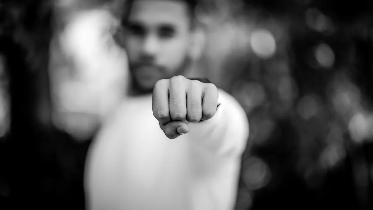 Мъж в болница след сбиване в дискотека в Боровец