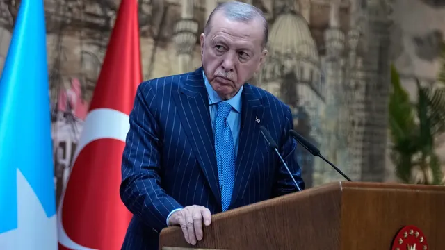 Ердоган получи подкрепа от партията си за следващ мандат начело на Турция