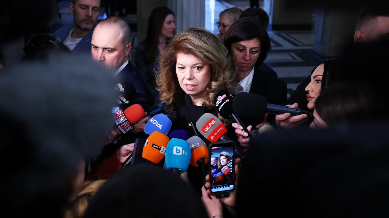 Правната комисия обсъжда ветото на Йотова върху Изборния кодекс