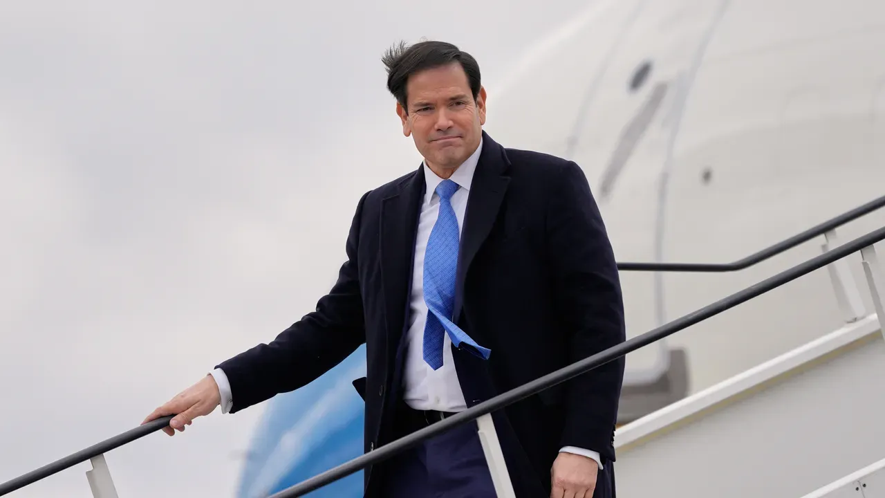 Рубио отмени визитата си в Израел. Знак за удар по Иран ли е това?