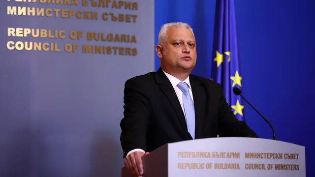 Министър Дечев предложи освобождаването на главния секретар на МВР