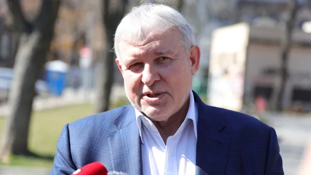 Румен Христов: В служебния кабинет има хора около ПП-ДБ, Радев и Доган