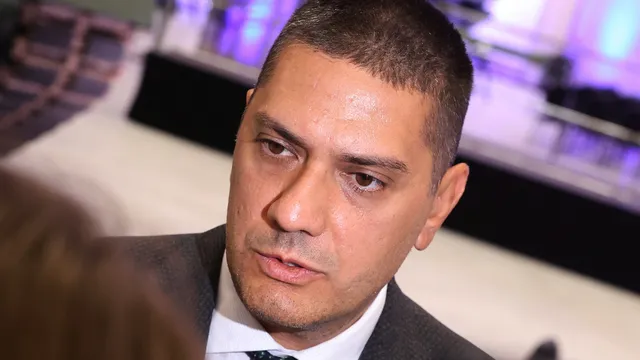 Христо Гаджев за правителство: То е на Асен Василев, Гюров само подписва