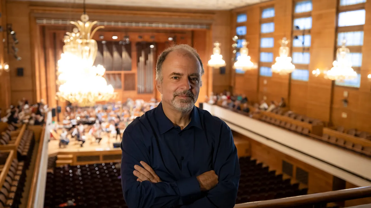 Министърът на културата: Секторът има реални трудности и те не са от вчера