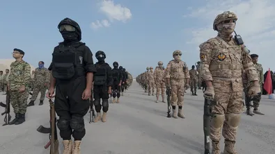 Гвардейците на режима в Иран проведоха военно учение с ракети и артилерия