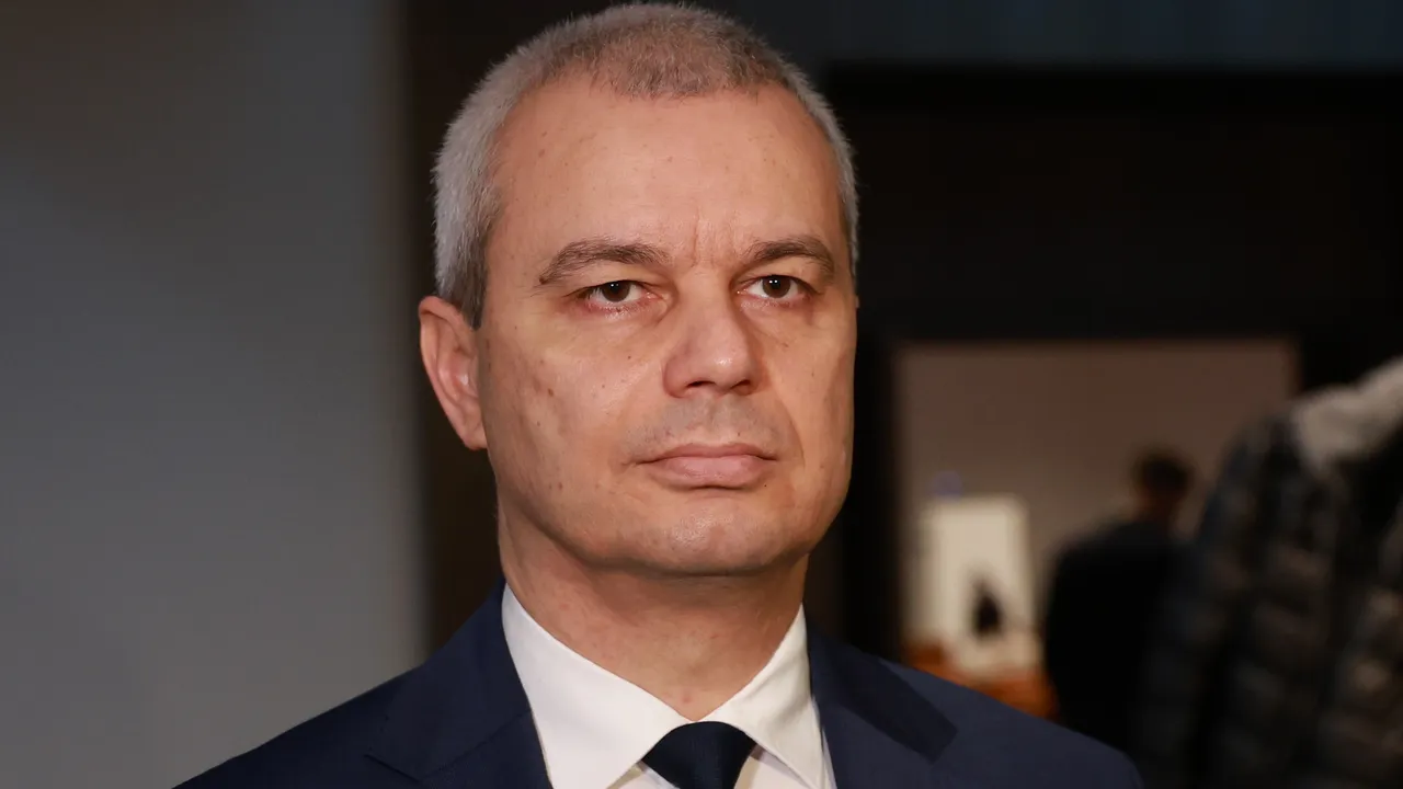 Костадинов: Мнението на Надежда Нейнски за Украйна няма как да е мнението на българската държава