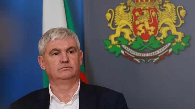 Синдикалист за удължителния бюджет: "Усмирителна ризница за разходите"