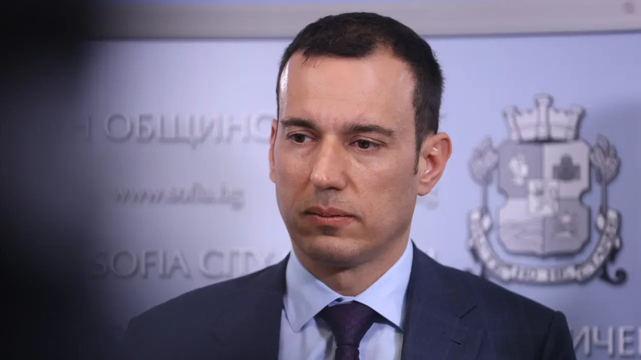 Терзиев към Бонев за небостъргача: Обвиняват ме за всички грехове на земята