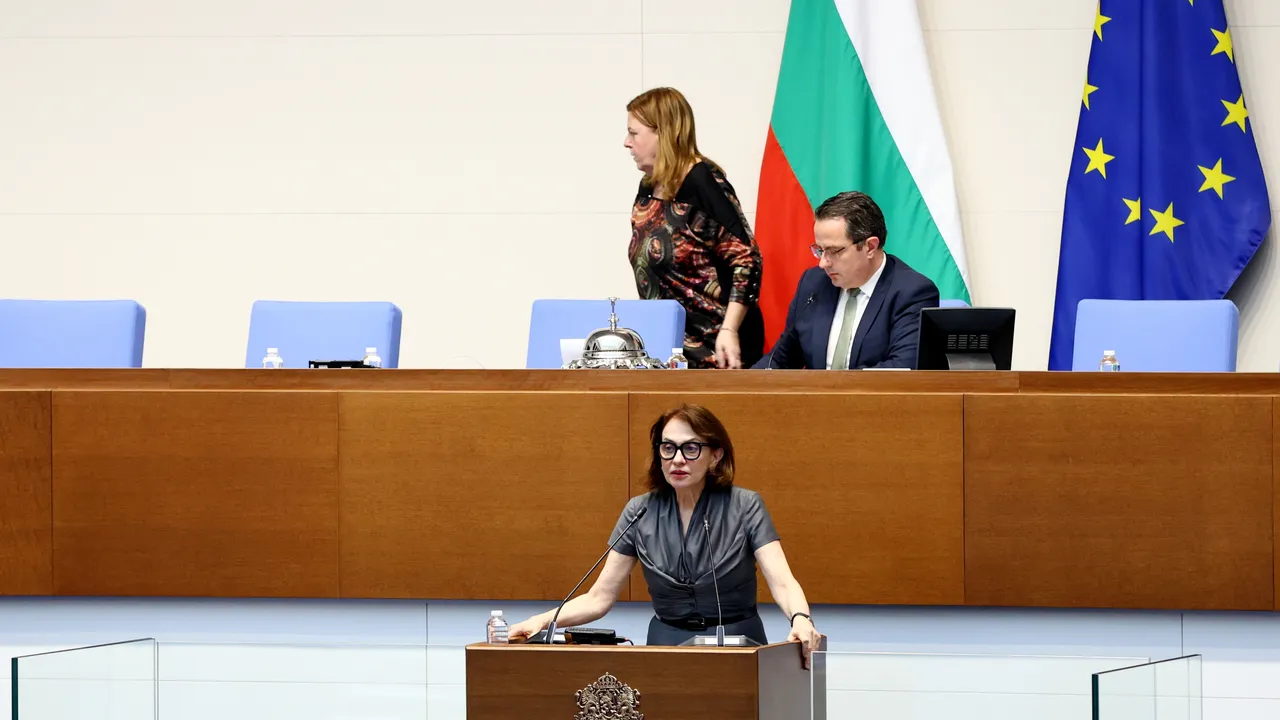 Нейнски: Разполагането на военни самолети на САЩ не е свързано с текущи или планирани военни операции