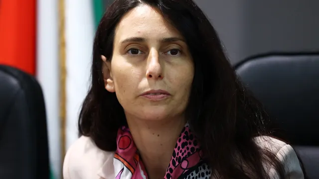 Министър Бонева: Шефът на АПИ бе освободен заради липса на комуникация с мен и гражданите