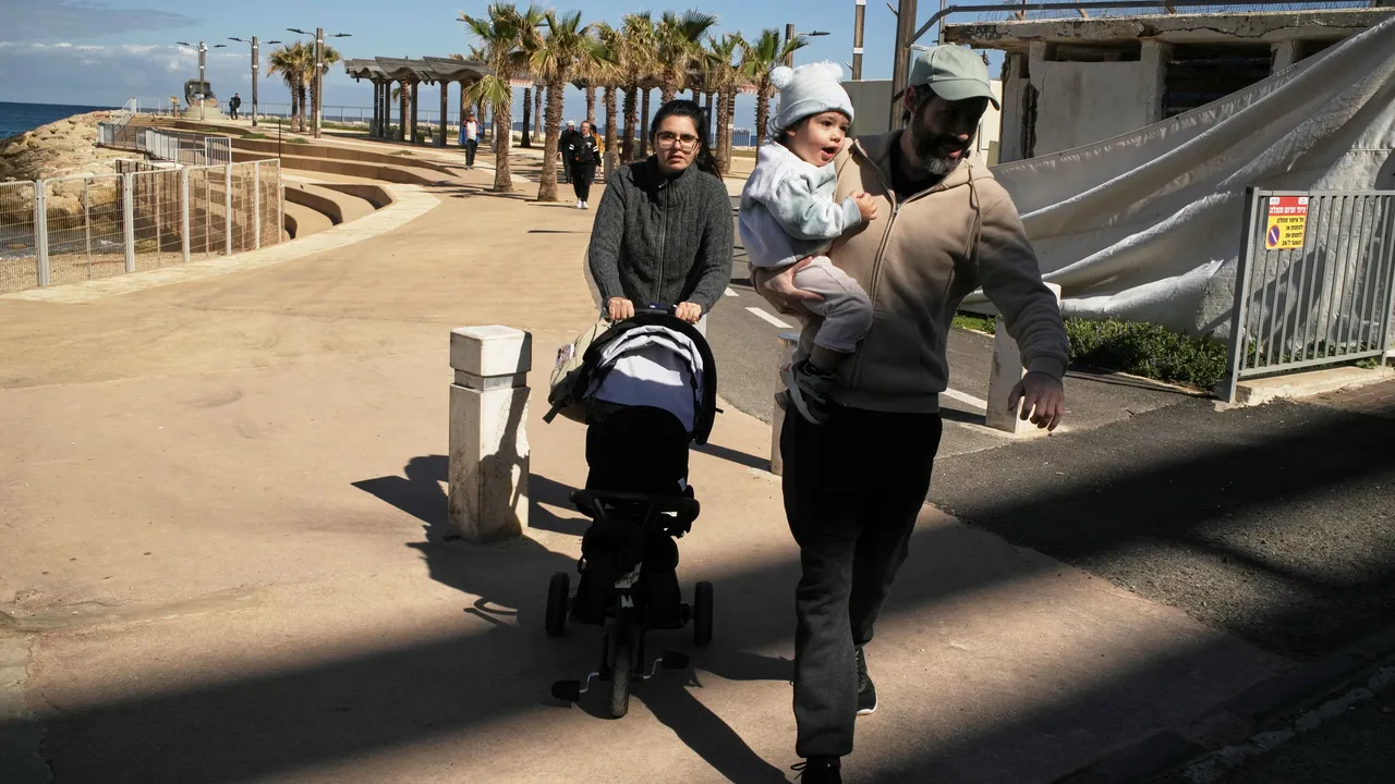 Израел въведе извънредно положение след ответните ирански удари