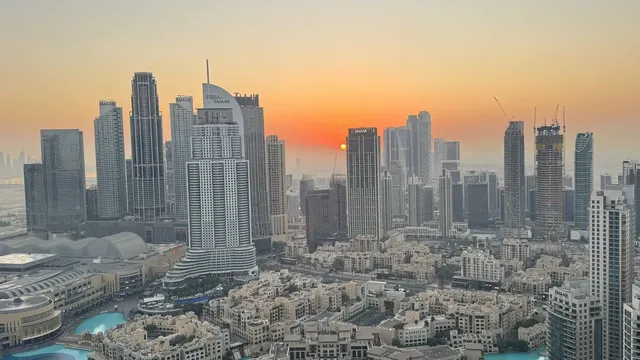 Над 1000 български туристи в Дубай на фона на ескалацията в региона (ВИДЕО)