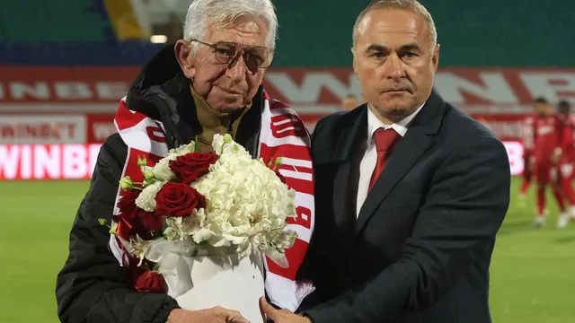 IN MEMORIAM: Отиде си легендата Джони Велинов