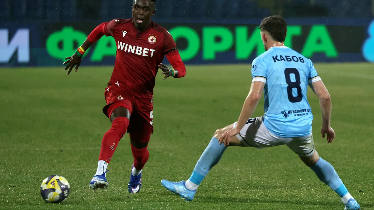 Христо Янев праща Ето'о на пейката заради лоша дисциплина