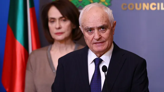 Съюзнически самолети и военни у нас: Военният министър даде разрешение за пребиваване на чужди сили в България