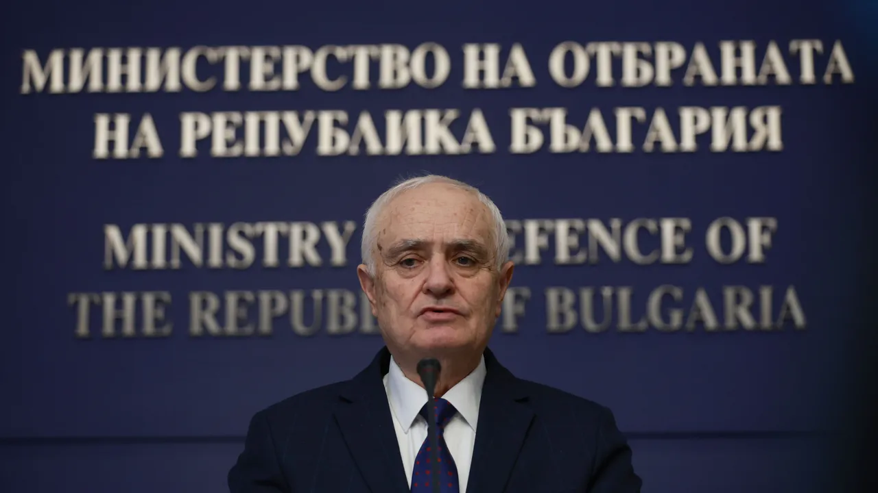 Запрянов изпраща на Гюров доклад за рисковете пред България