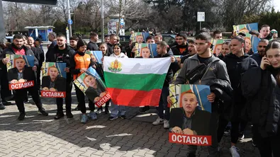 Щангите на протест срещу Стефан Ботев