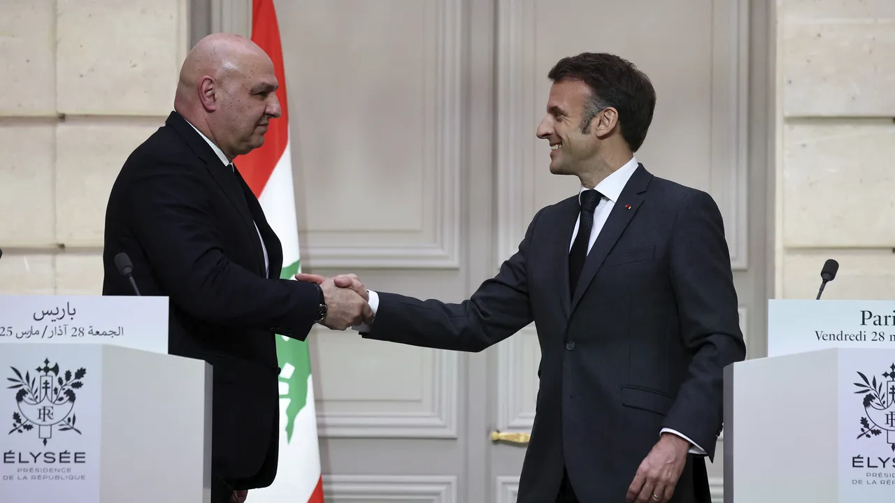 Президентът на Ливан иска помощ от Макрон срещу израелските бомбардировки