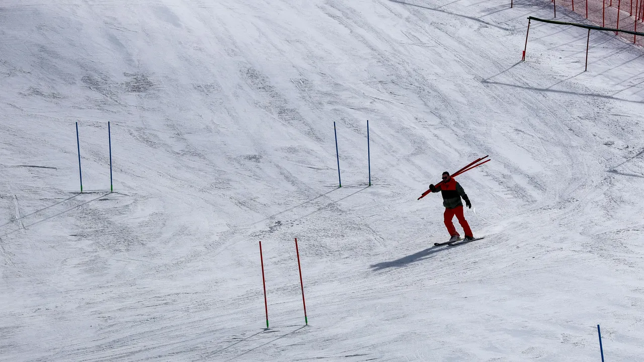Удареното момче с моторна шейна в Банско е със счупен таз на 2 места
