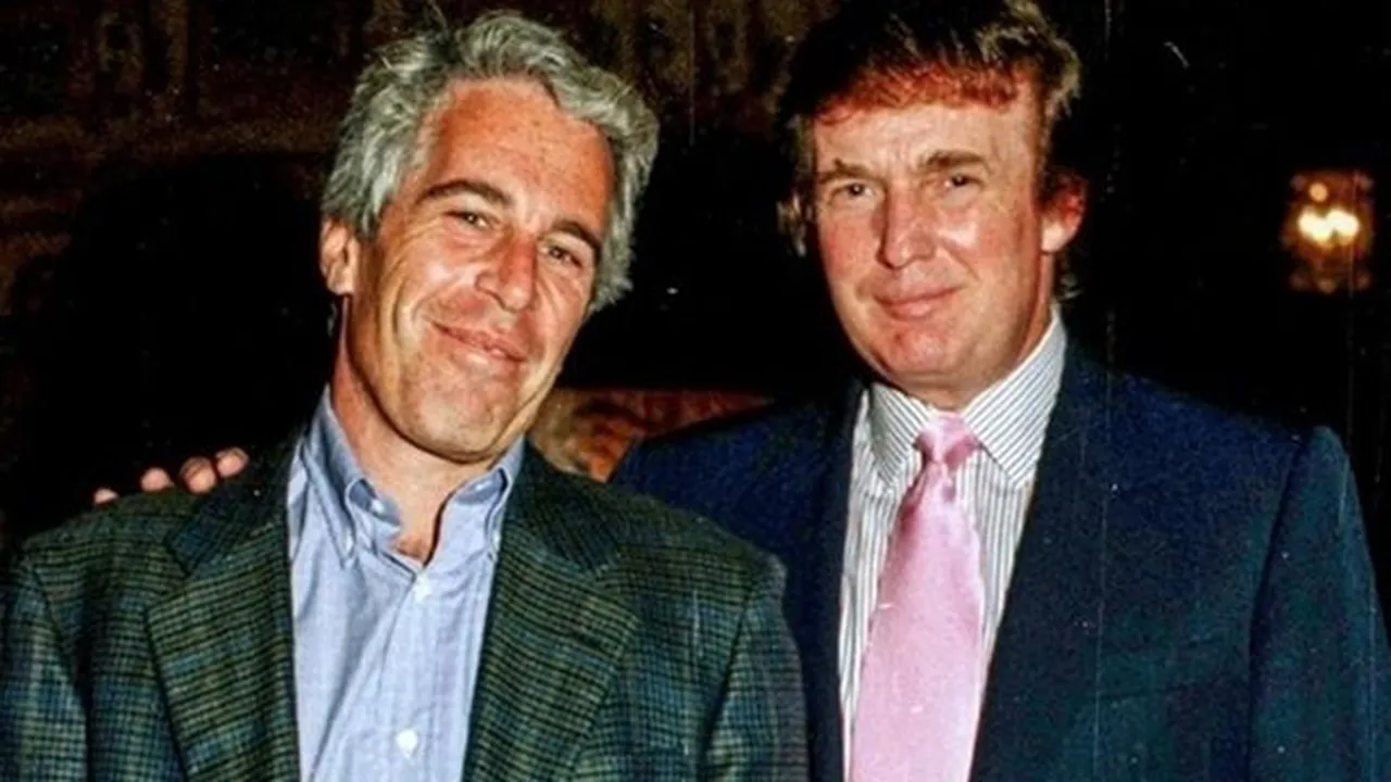 Нови документи по "Епстийн" поставят Доналд Тръмп под съмнение за сексуално насилие