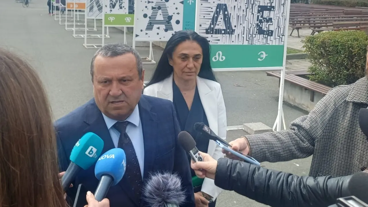 Адемов: Социалните плащания и увеличението на пенсиите са гарантирани