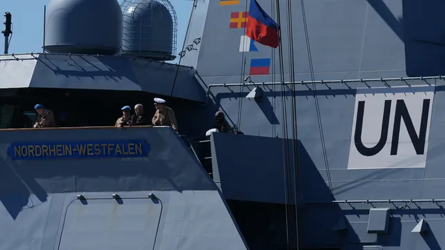 Фрегата на Германия пристигна в Кипър заради кризата в Близкия изток