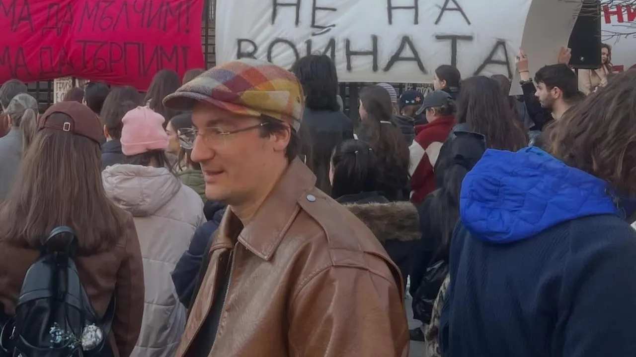 Шествие за правата на жените премина през центъра на София