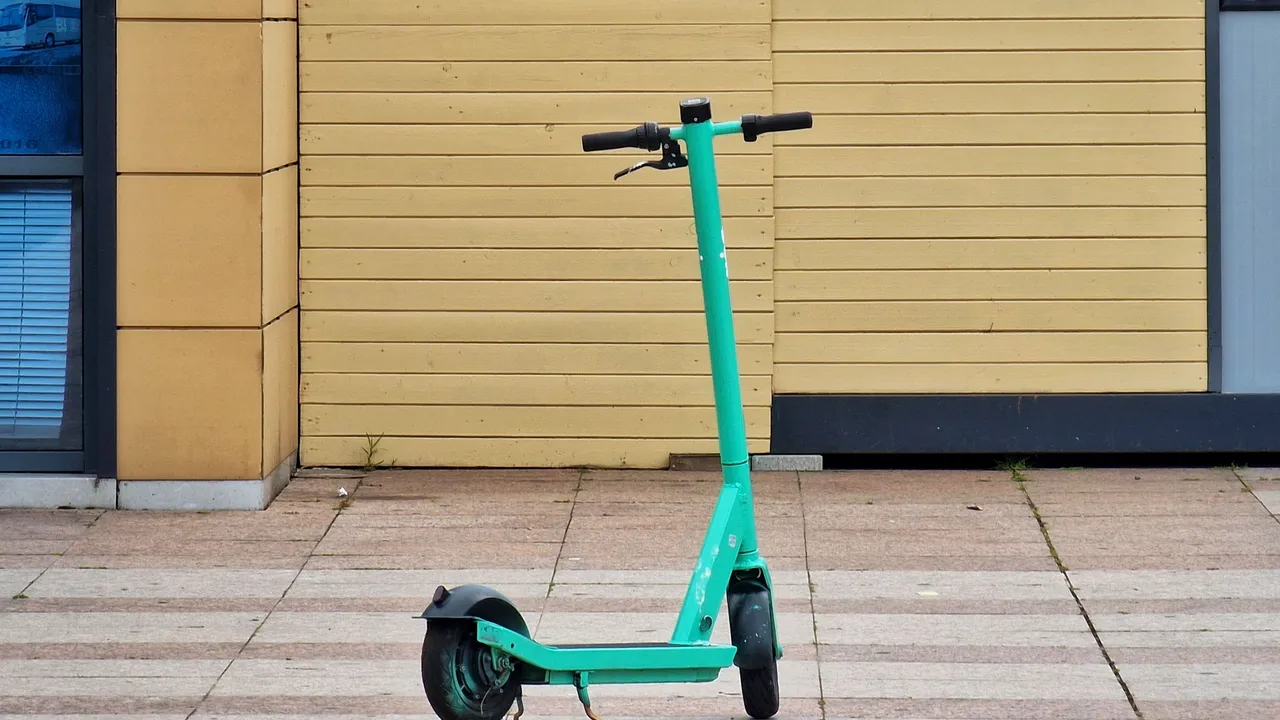 12-годишно момиче е в „Пирогов“ след удар от тротинетка в Перник