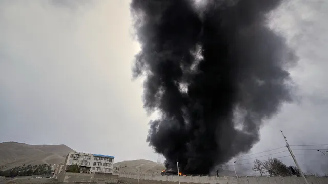 Иран заплаши с удари по петролни обекти в Близкия изток