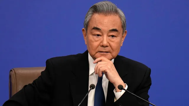 Китай предупреждава за опасност от разрастване на конфликта, но същевременно демонстрира готовност за диалог със САЩ